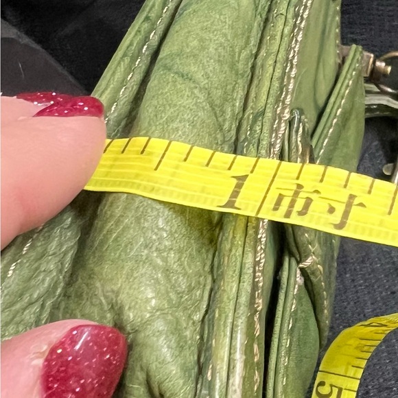 Frye Campus Wristlet green - Picture 8 of 10